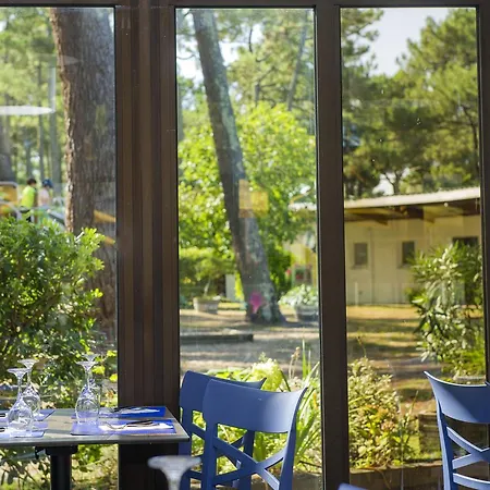 אתר נופש Vtf La Jaougue Soule ביסקארוס-פלאז'